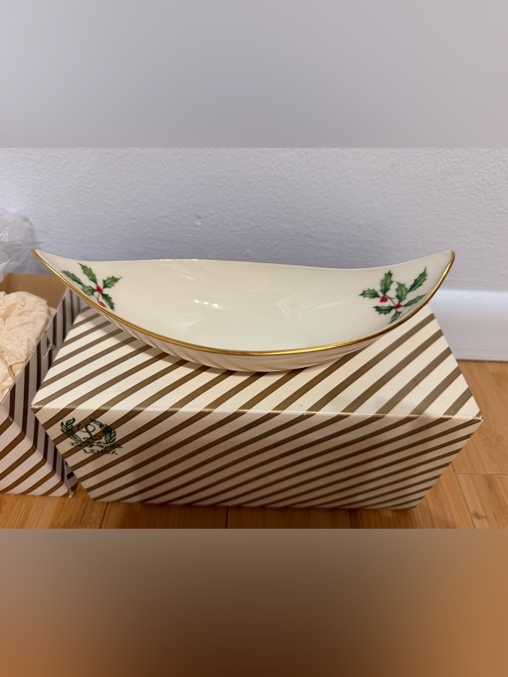 VTG Lenox Gondola Bowl Holly Design Xmas Trinket Snacks Holiday Party Dish w Box